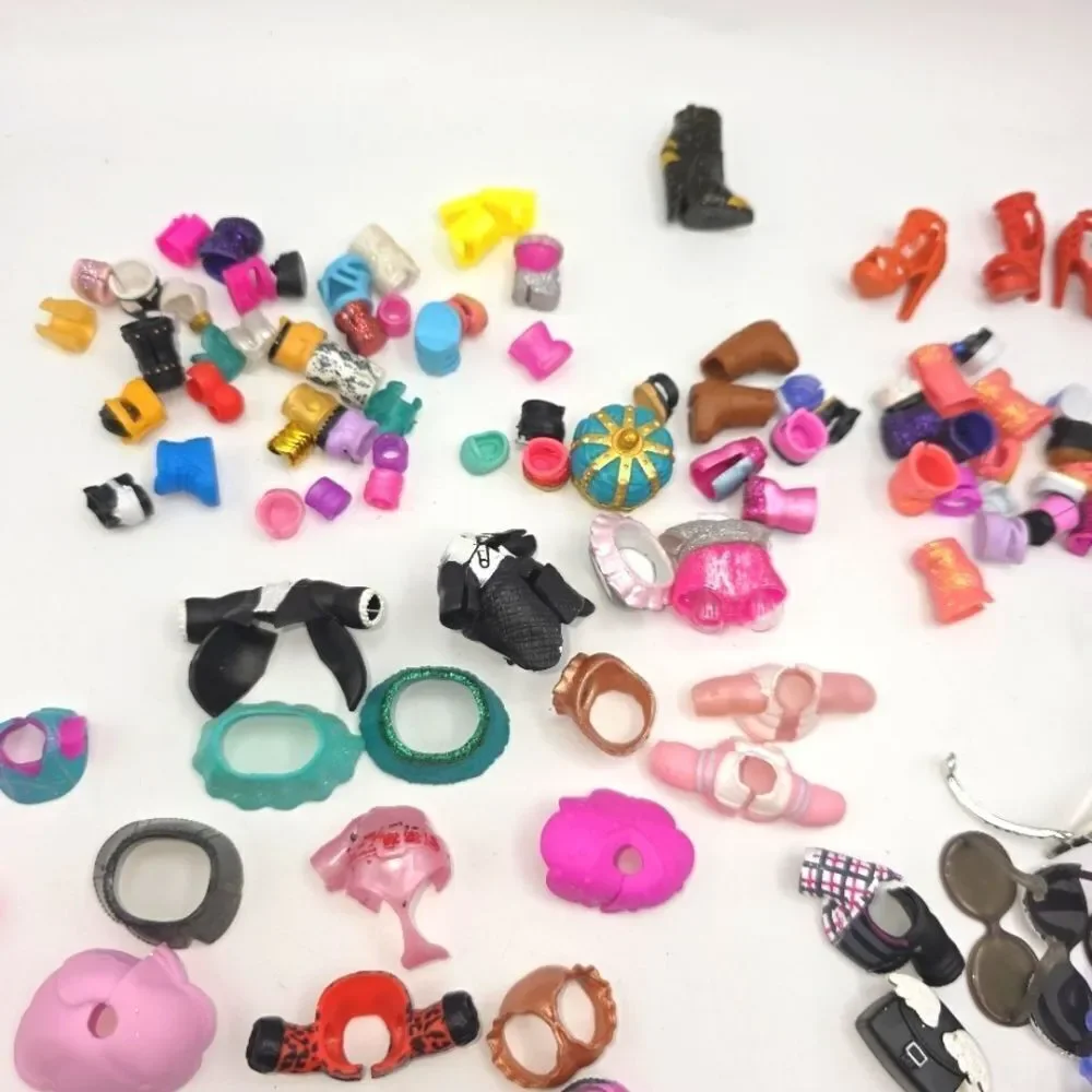 LOL Surprise TOTS Lil Sisters and OMG Accessories